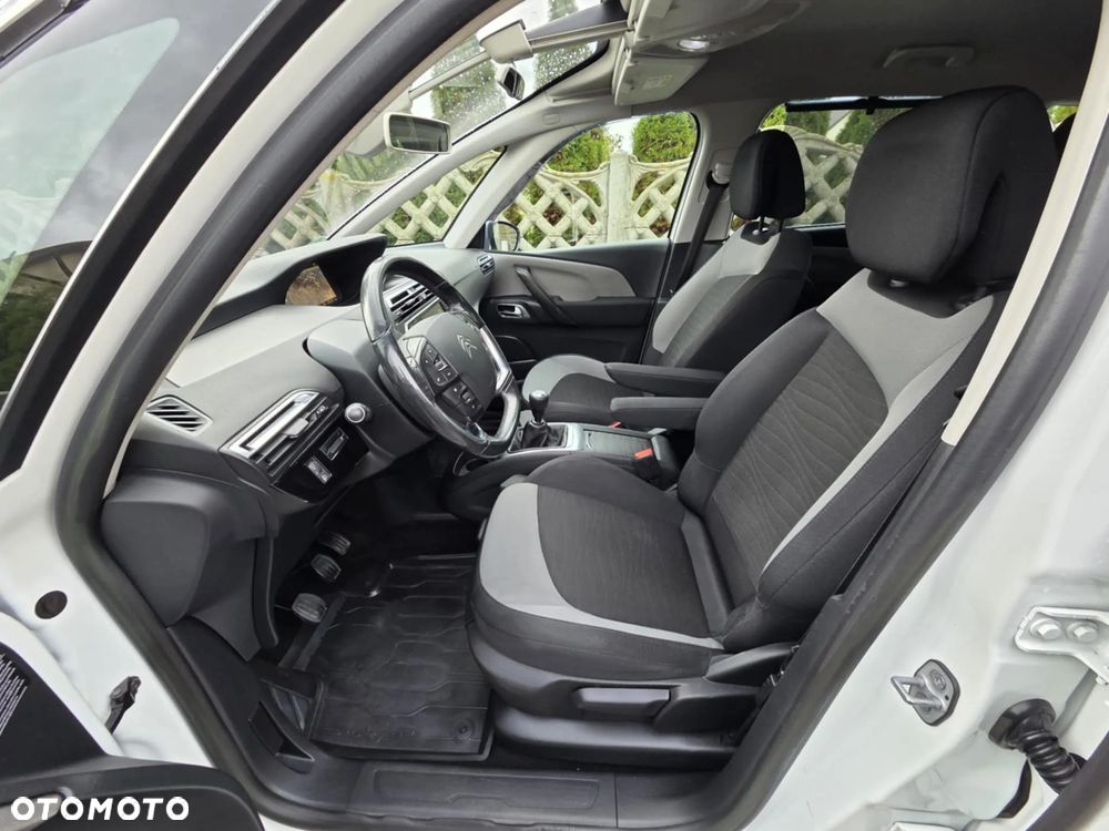 Citroën C4 Picasso 1.6 e-HDi Exclusive - 24