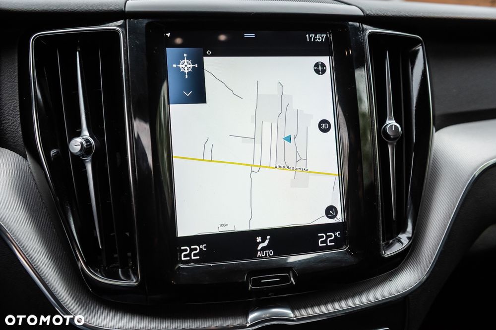 Volvo XC 60 D3 Drive-E R-Design Kinetic - 13