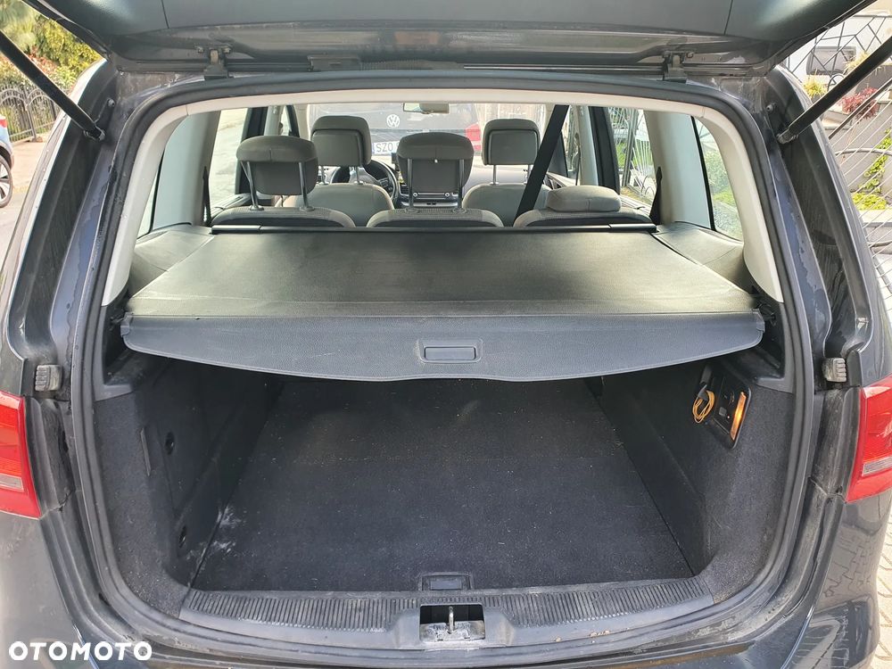 Volkswagen Sharan - 13