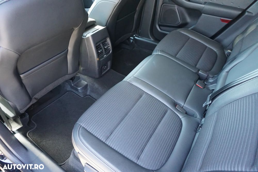 Ford Kuga - 20