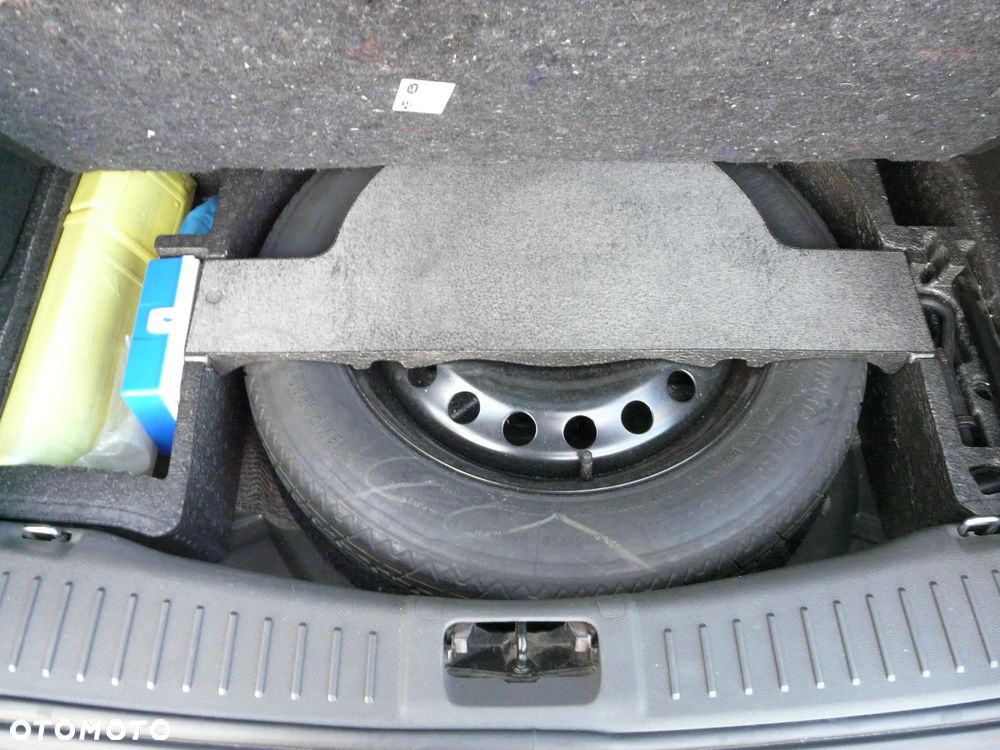 Ford Kuga 2.0 TDCi Titanium - 8