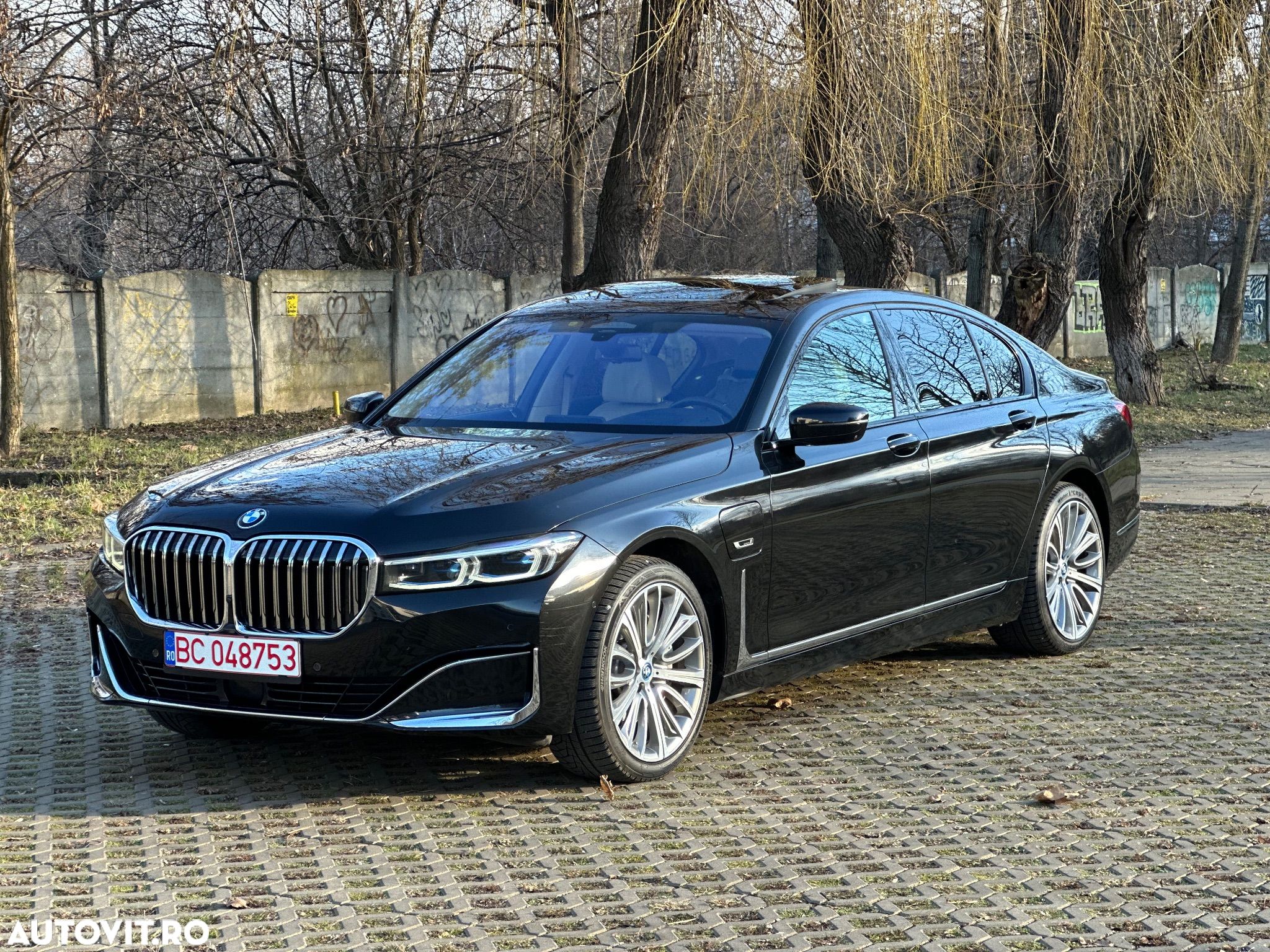 BMW Seria 7 745e AT PHEV - 1
