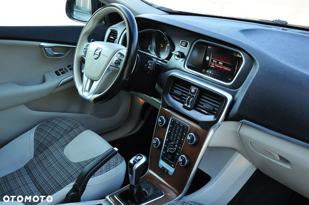 Volvo V40 - 27