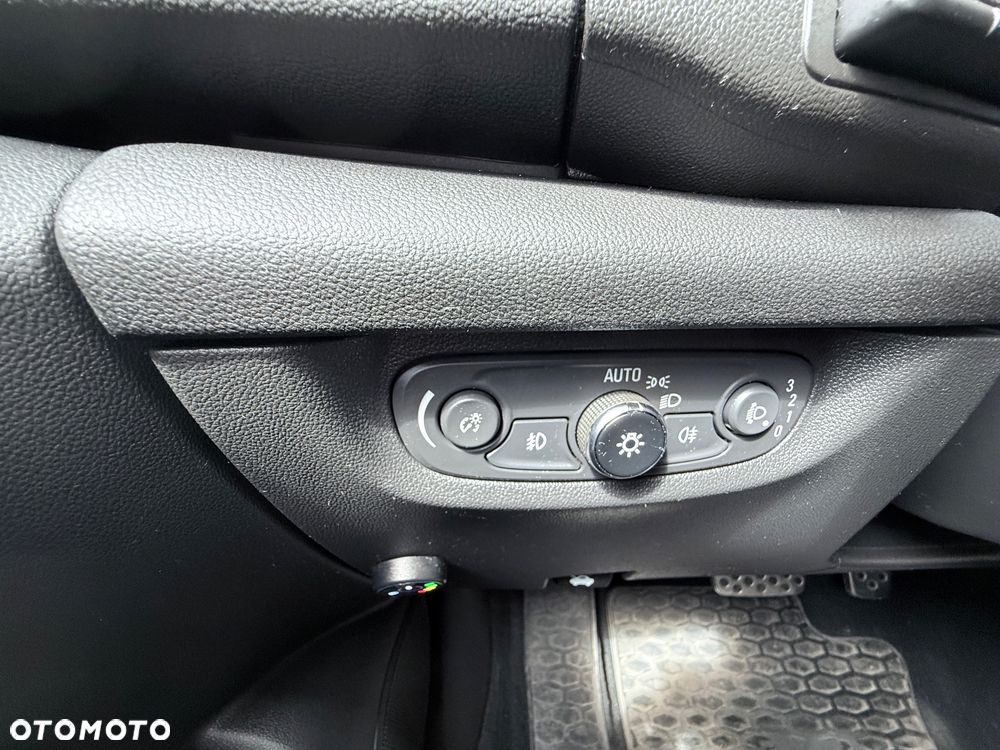Opel Insignia - 13