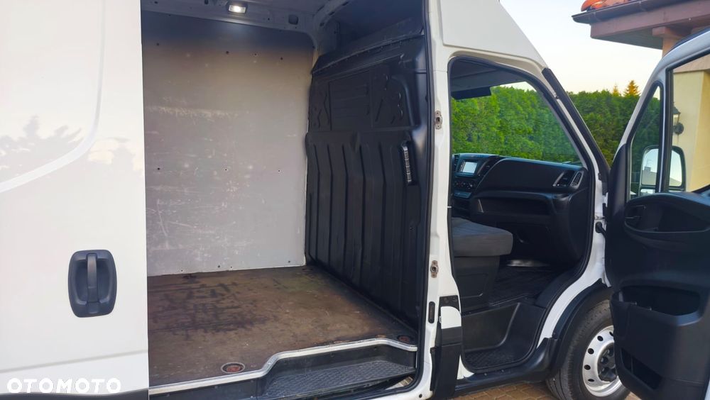 Iveco Daily - 18