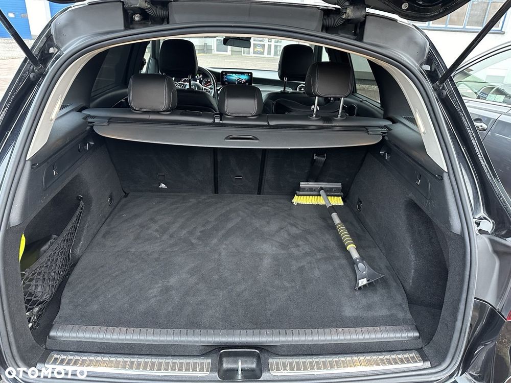 Mercedes-Benz GLC 300 de 4Matic 9G-TRONIC - 11