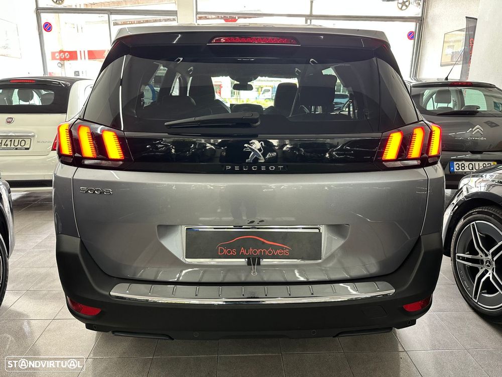 Peugeot 5008 1.5 BlueHDi Allure EAT8 - 5