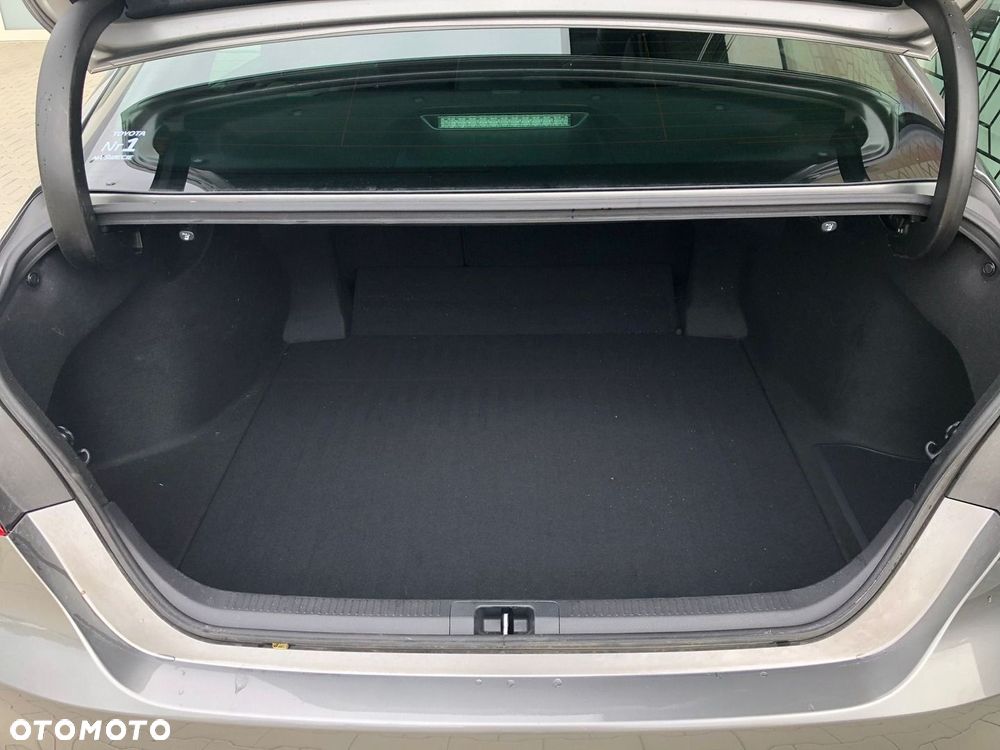 Toyota Camry 2.5 Hybrid Prestige CVT - 34