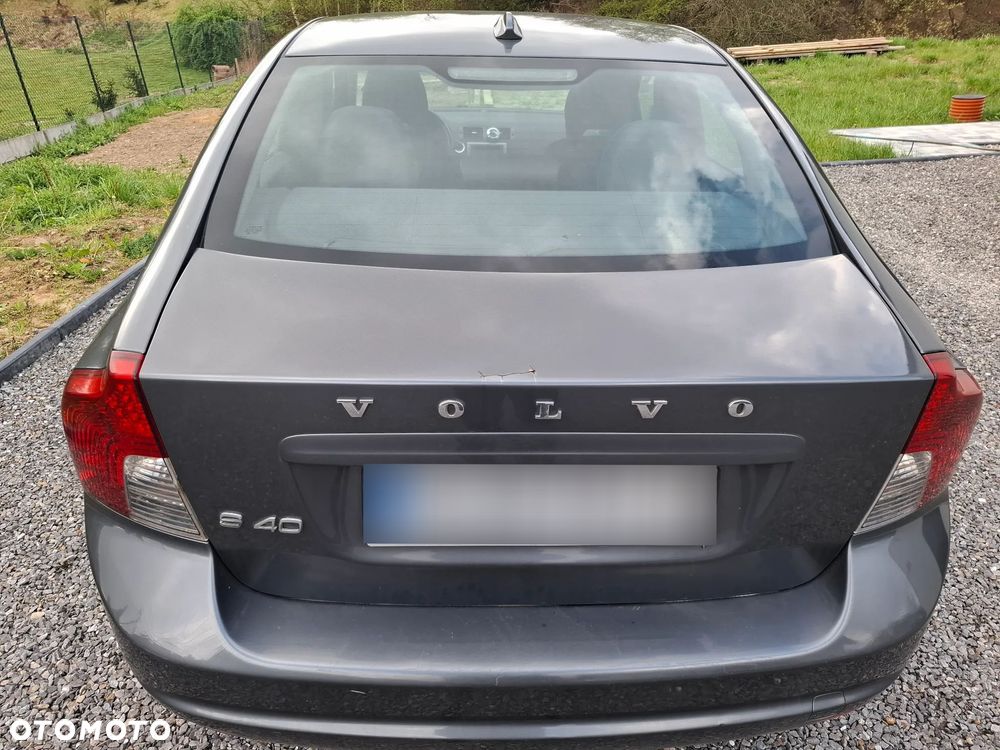 Volvo S40 2.0D Momentum - 9