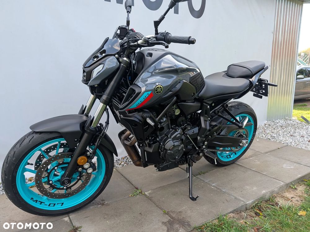 Yamaha MT - 16