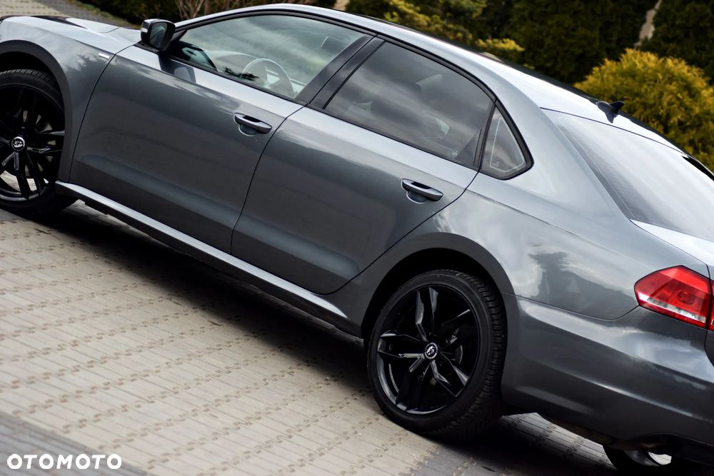 Volkswagen Passat - 13