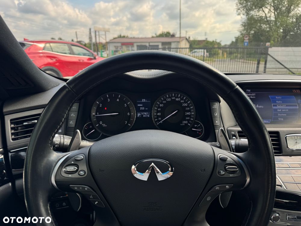 Infiniti Q70 2.2d Premium Executive - 12