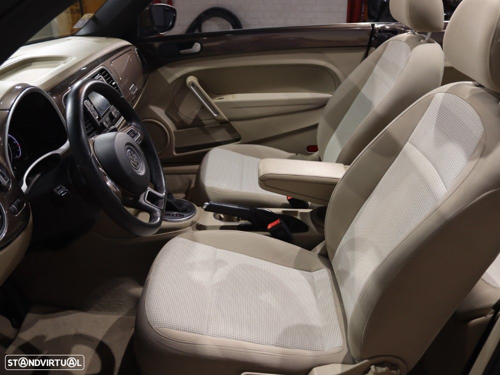 VW New Beetle Cabriolet 1.4 TSI Sport DSG - 11