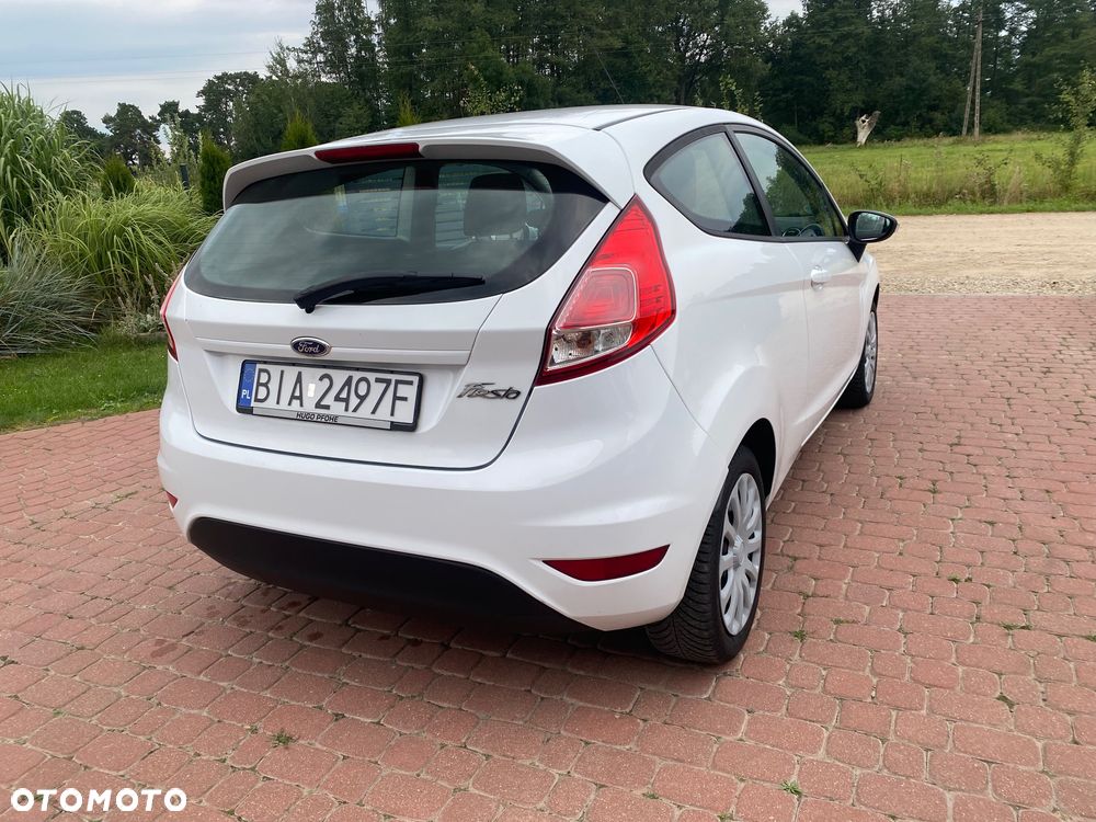 Ford Fiesta - 24