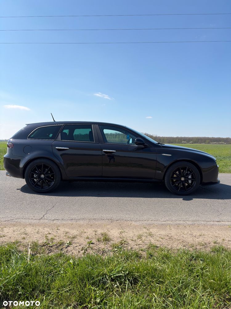 Alfa Romeo 159 2.4JTDM Sportiva - 3