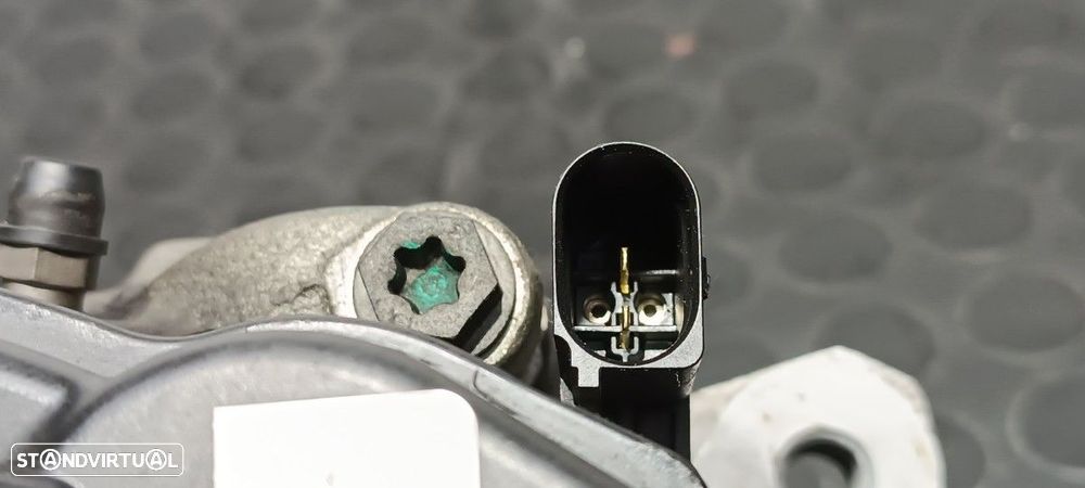 PINÇA DE TRAVÃO TRASEIRA ESQUERDA NISSAN X-TRAIL (T32) ACENTA - 4