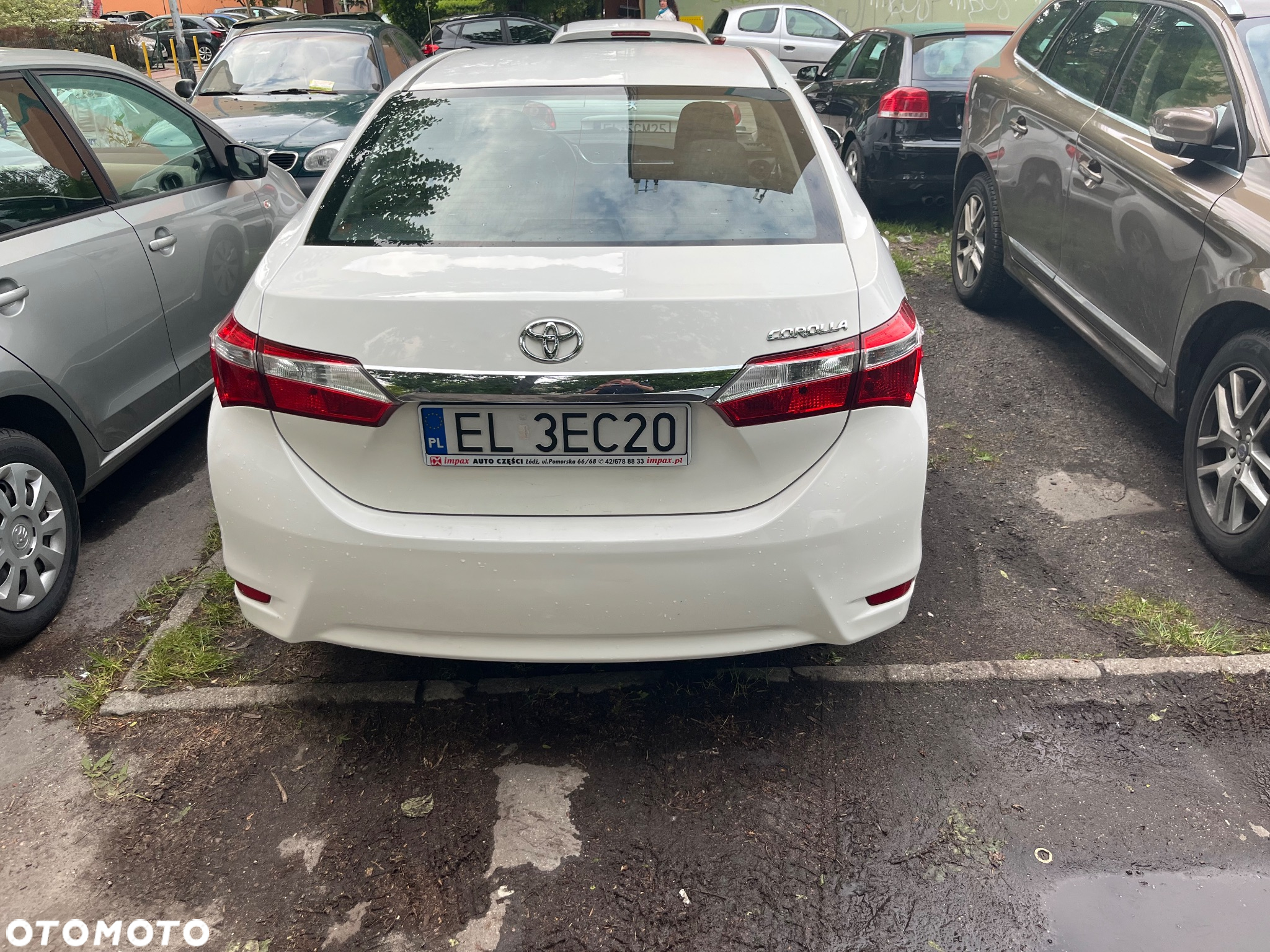 Toyota Corolla - 12
