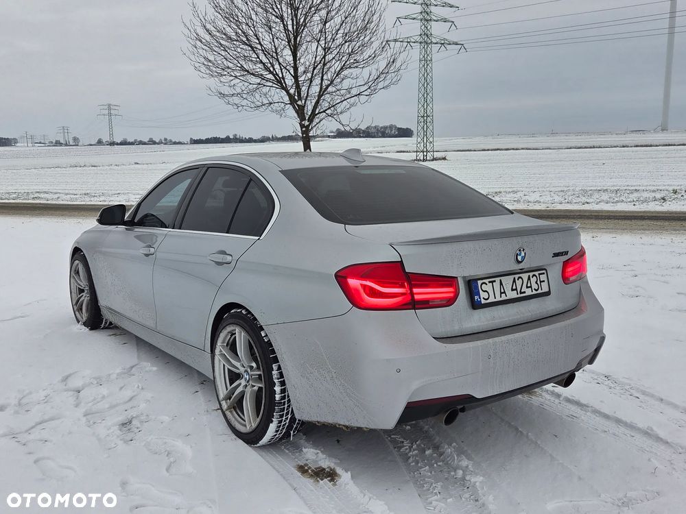 BMW Seria 3 320i xDrive - 7