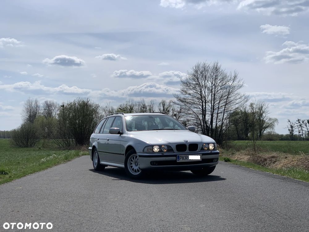 BMW Seria 5 - 1