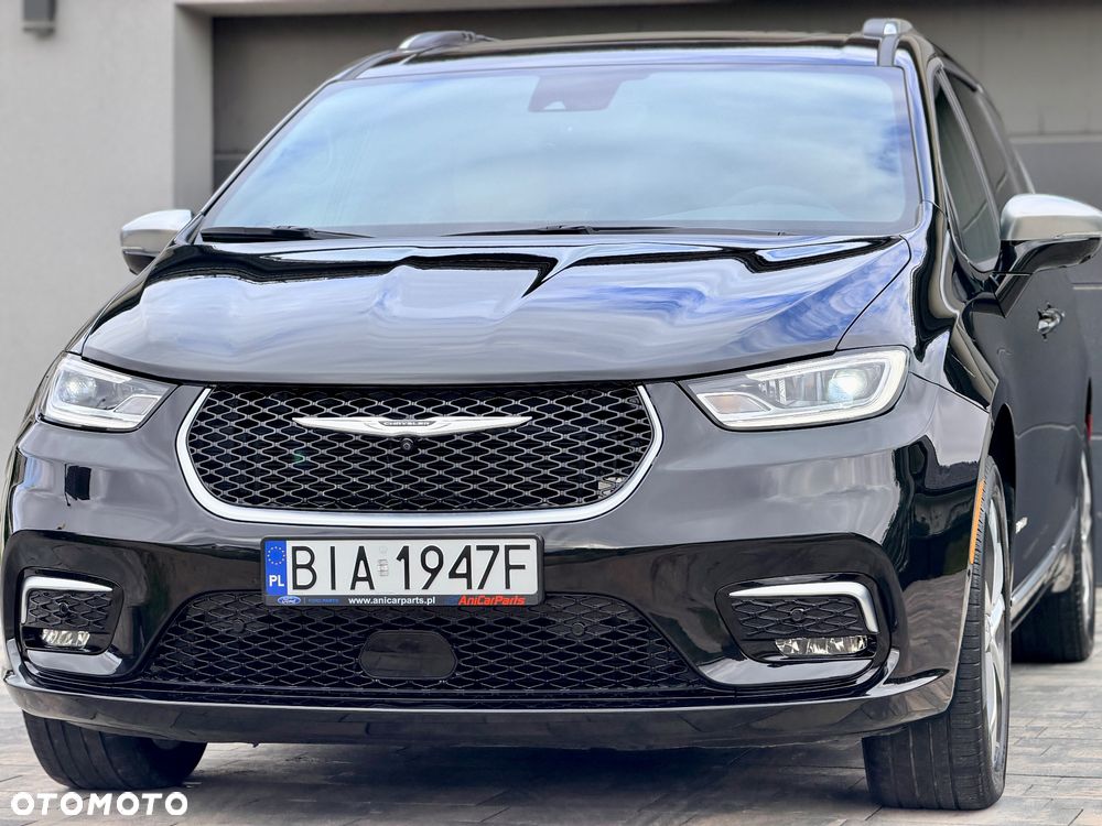 Chrysler Pacifica - 20