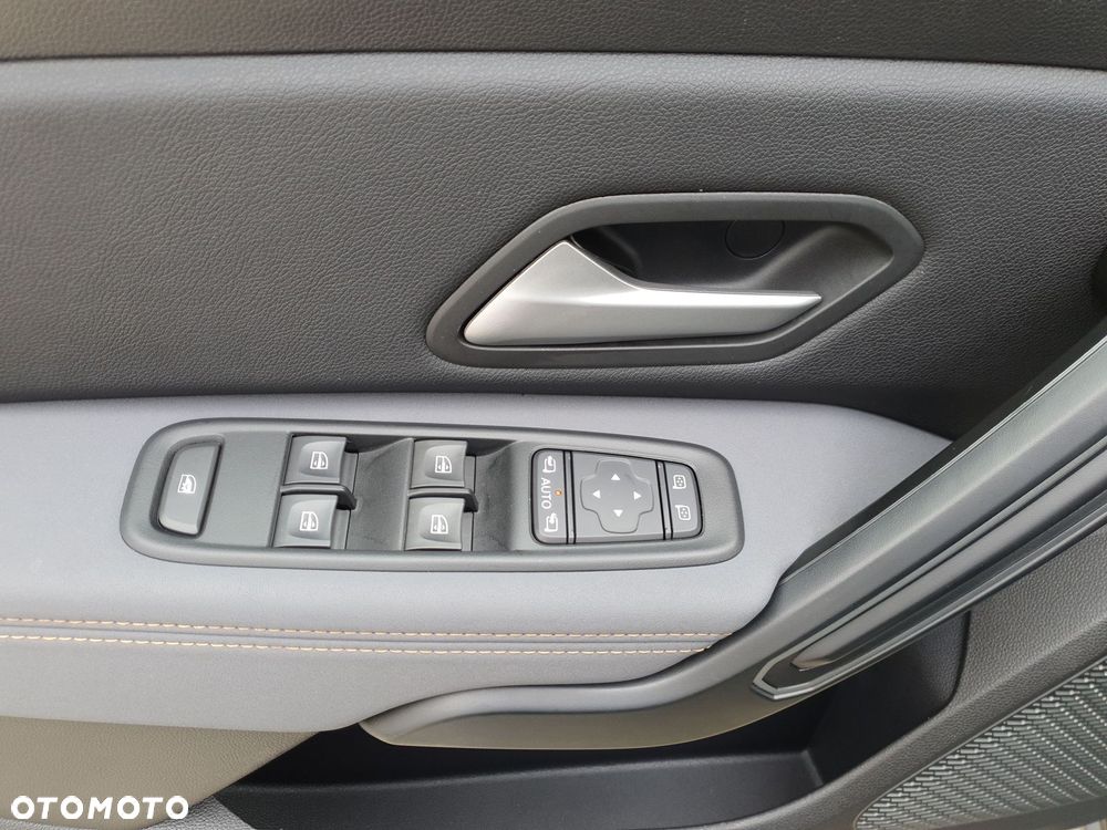 Dacia Duster 1.3 TCe Extreme EDC - 10