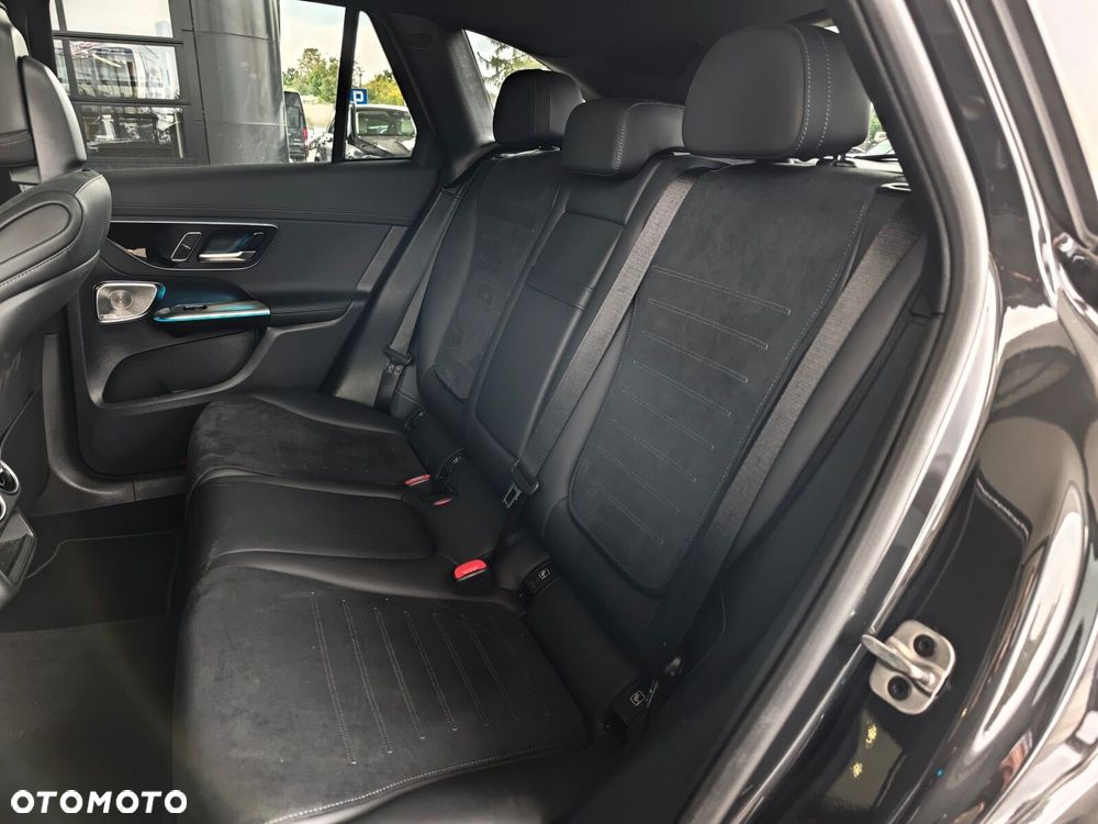 Mercedes-Benz GLC 220 d mHEV 4-Matic AMG Line - 11