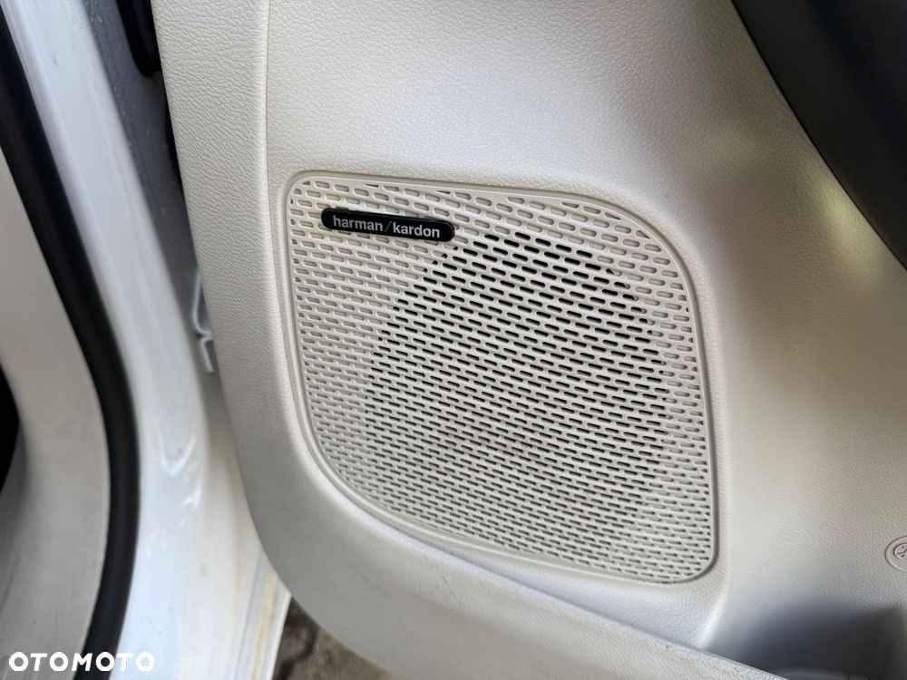 Chrysler Pacifica - 10