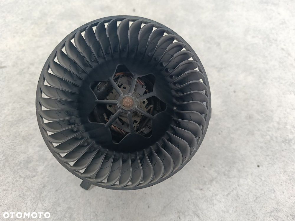 WENTYLATOR NAWIEWU  VW PASSAT B6 3C0907521B 246810-5382  994044P  H2162 - 3