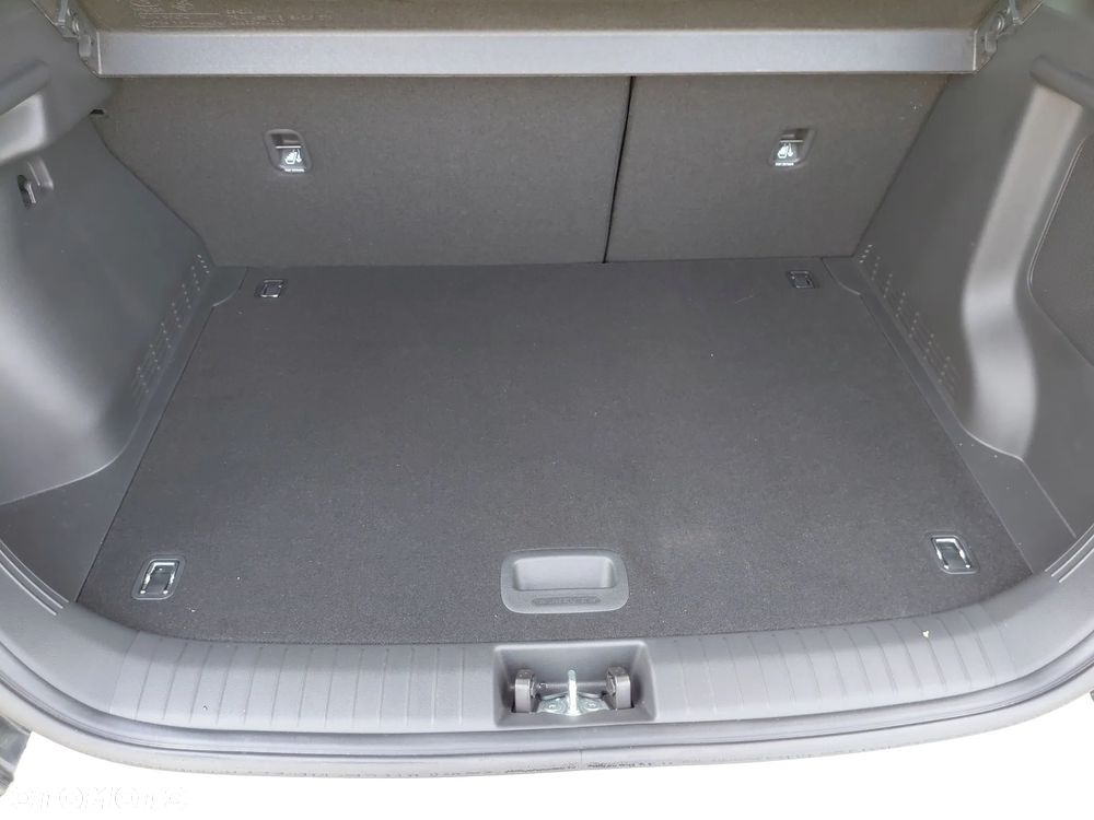 Hyundai Kona 39kWh Smart - 17