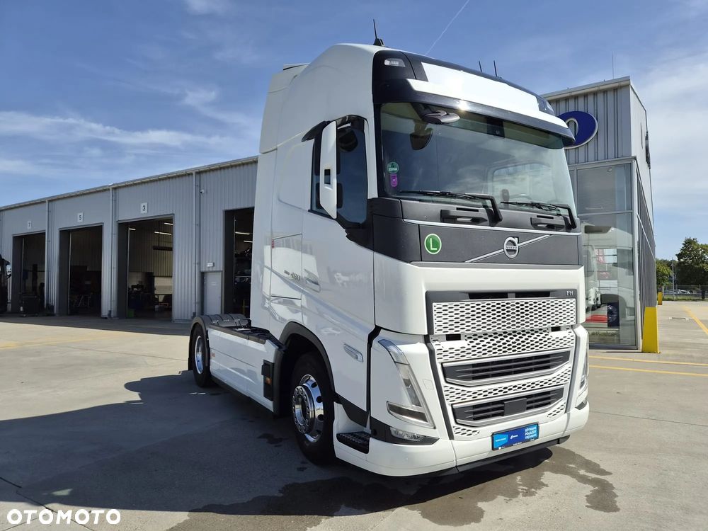Volvo Volvo FH 460 GLOBETROTTER XL I-SAVE + ADR - 2