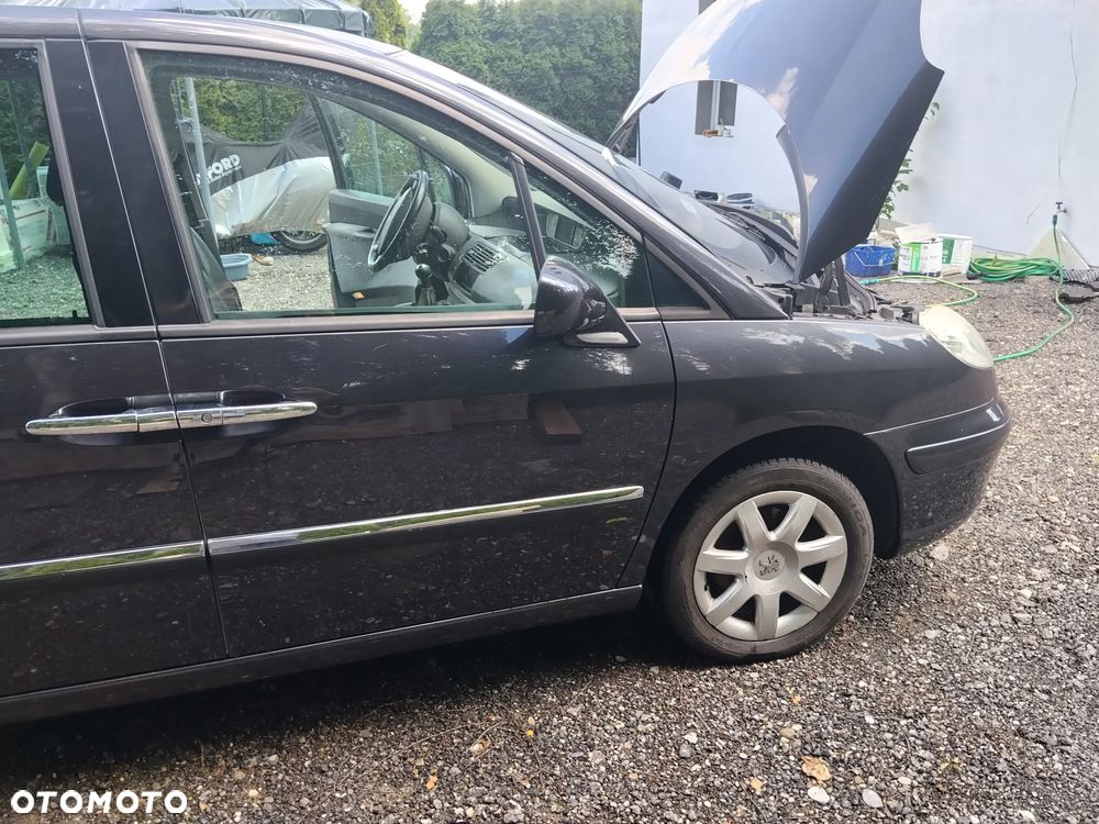 Peugeot 807 140 Family - 6