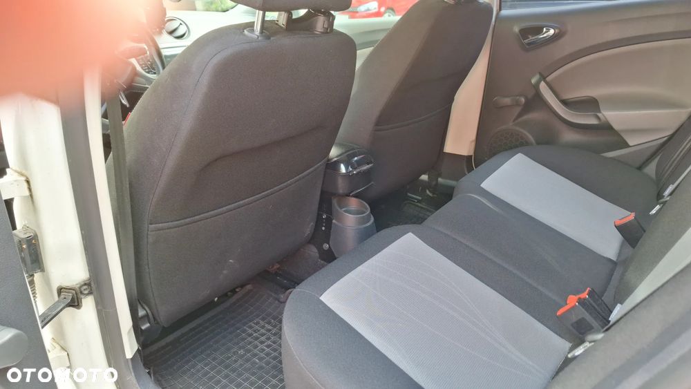 Seat Ibiza 1.4 16V Style - 10