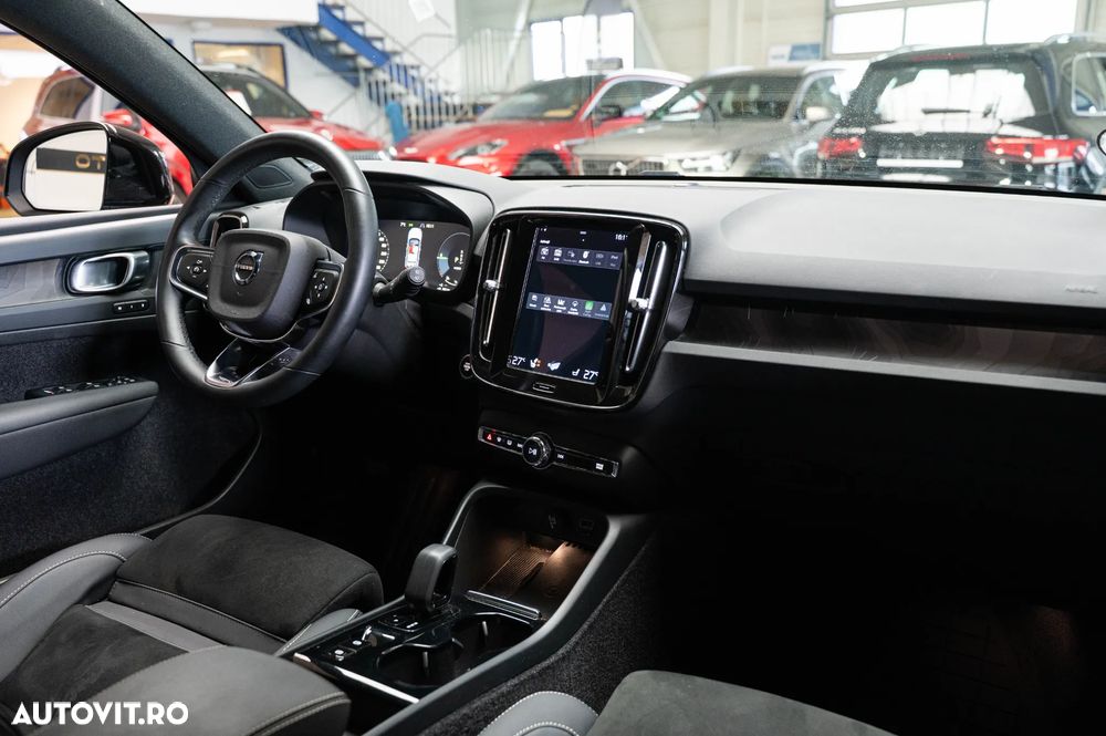 Volvo XC 40 T5 Recharge DKG Plus Dark - 27