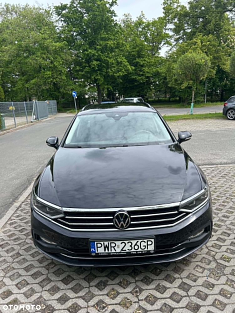 Volkswagen Passat 2.0 TDI SCR DSG Business - 3