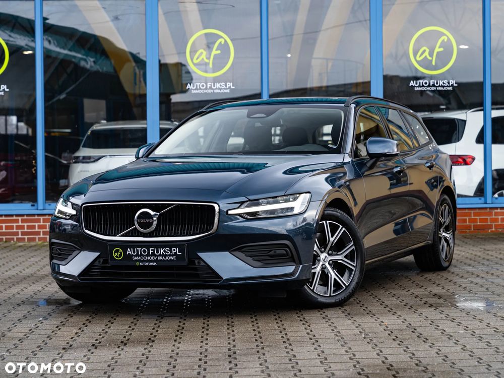 Volvo V60 B3 B Essential - 1