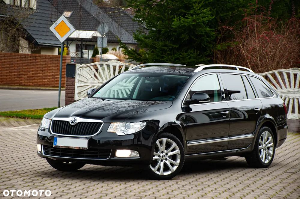 Skoda Superb 2.0 TDI DSG Exclusive - 19