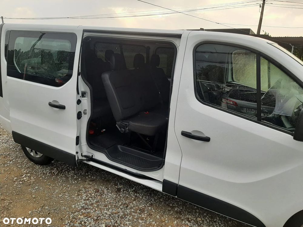 Opel Vivaro - 16