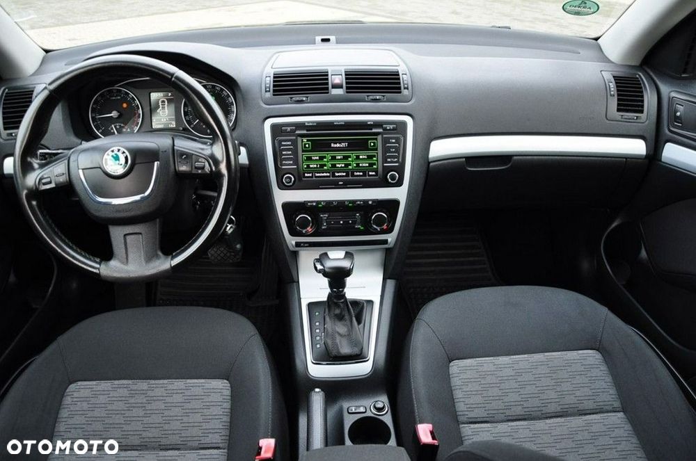 Skoda Octavia 1.6 TDI DPF DSG Elegance - 31