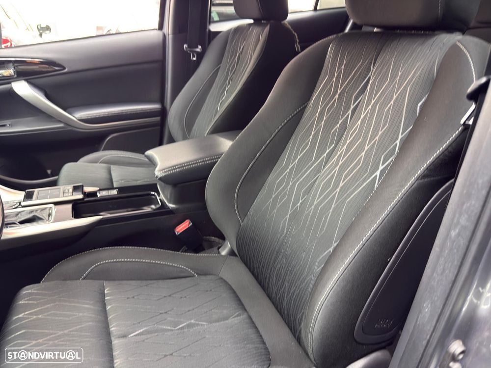 Mitsubishi Eclipse Cross 1.5 MIVEC Intense CVT - 39