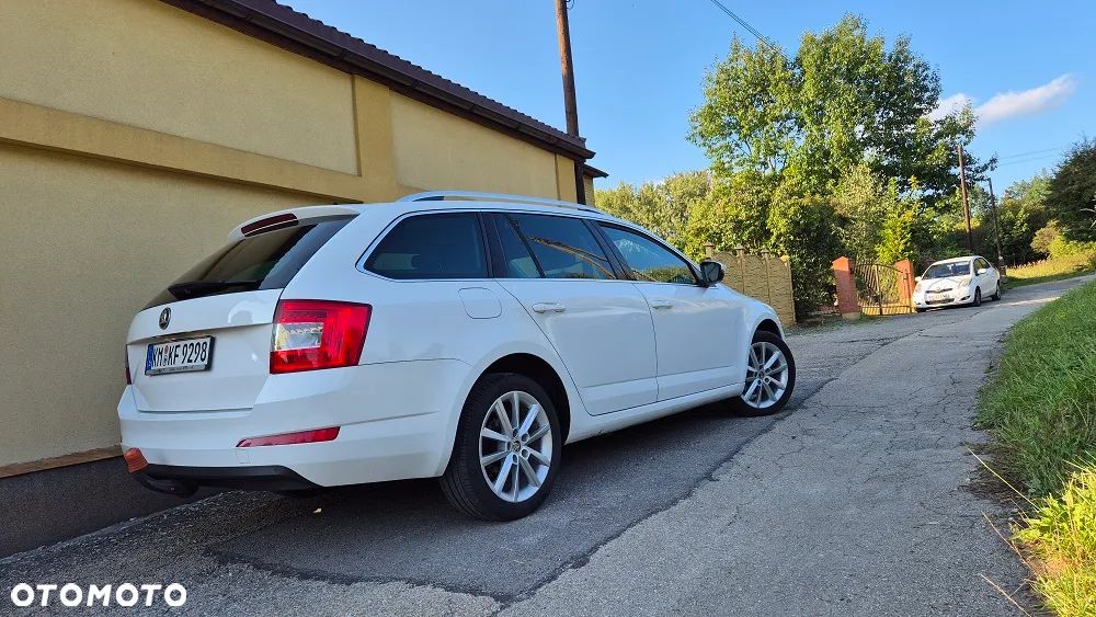 Skoda Octavia 2.0 TDI 4x4 Ambition DSG - 17