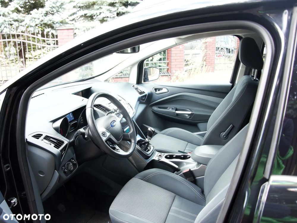 Ford Grand C-MAX - 19