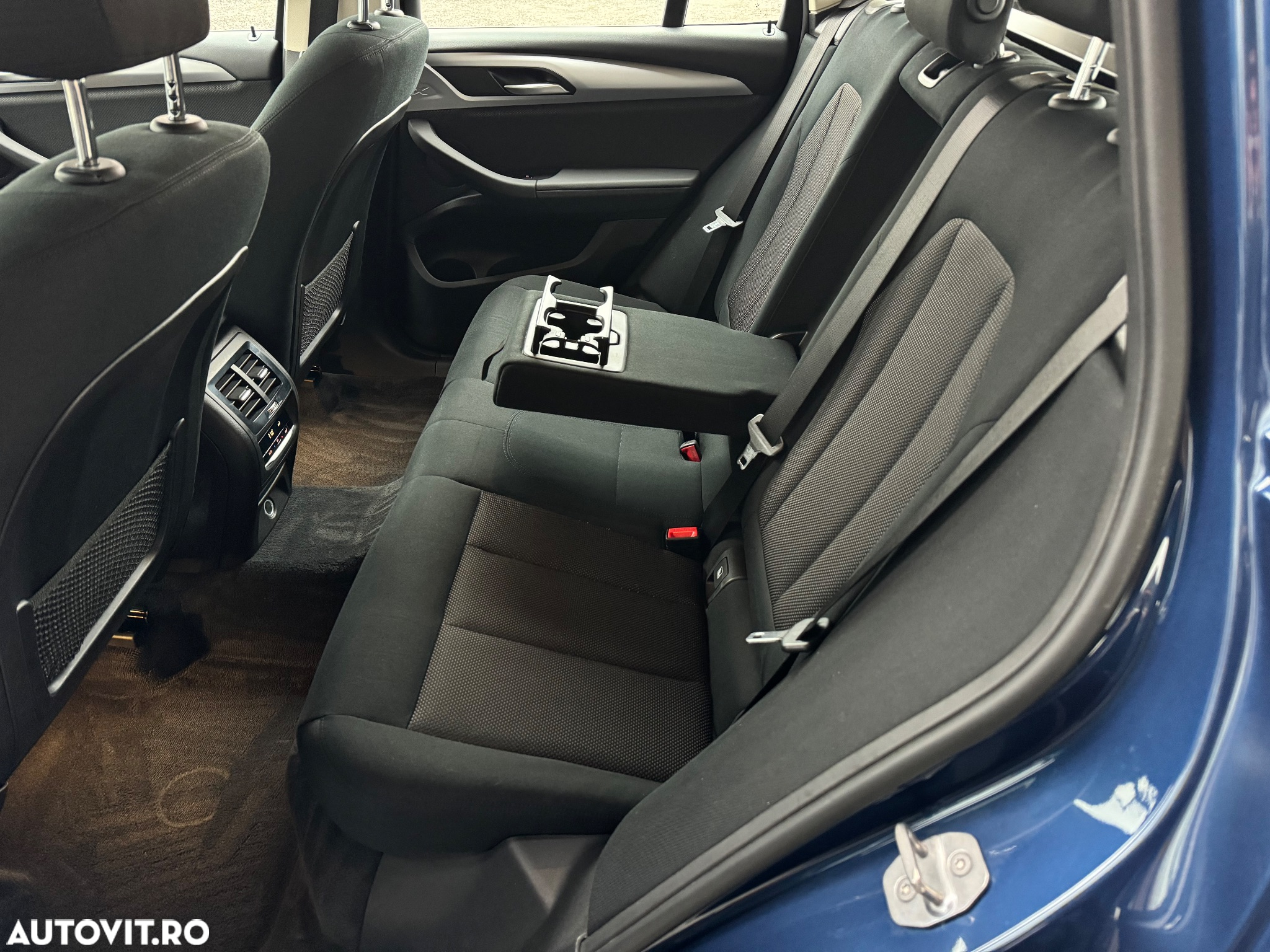 BMW X3 xDrive20d AT Advantage - 16
