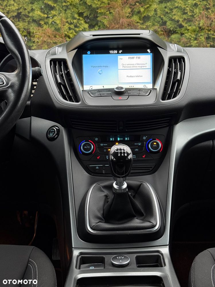 Ford Kuga 1.5 EcoBoost 2x4 SYNC - 13