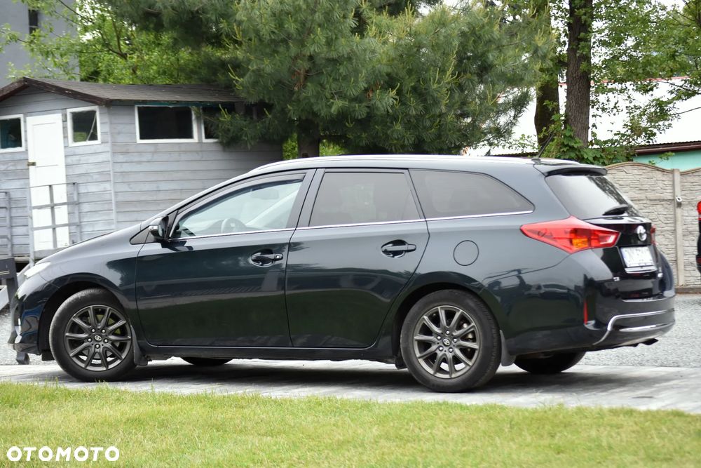 Toyota Auris 2.0 D-4D START Edition - 13