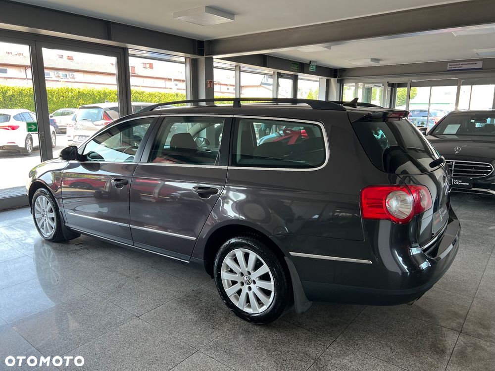 Volkswagen Passat 2.0 TDI Comfortline - 10