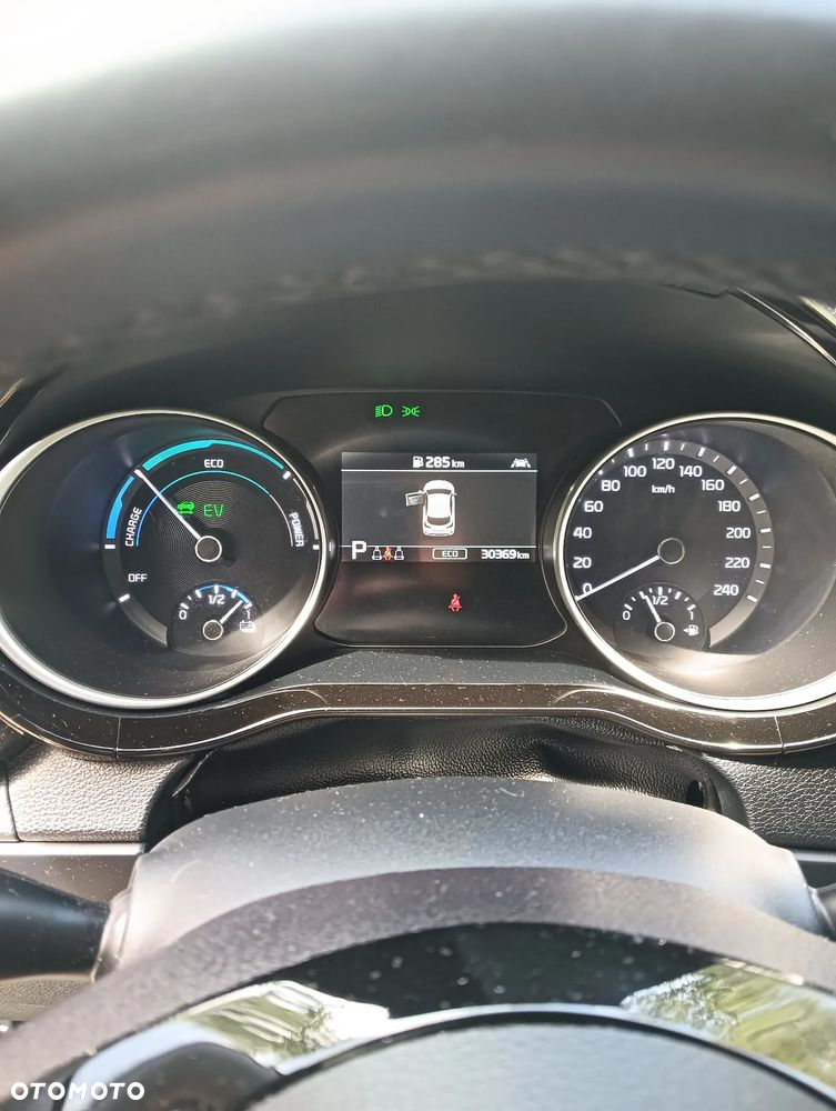 Kia XCeed 1.6 GDI PHEV L DCT - 9