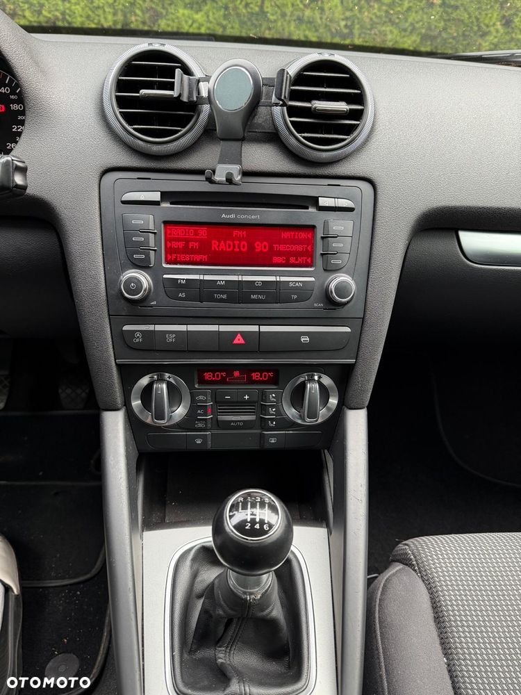 Audi A3 Sportback 1.4 TFSI Attraction - 9