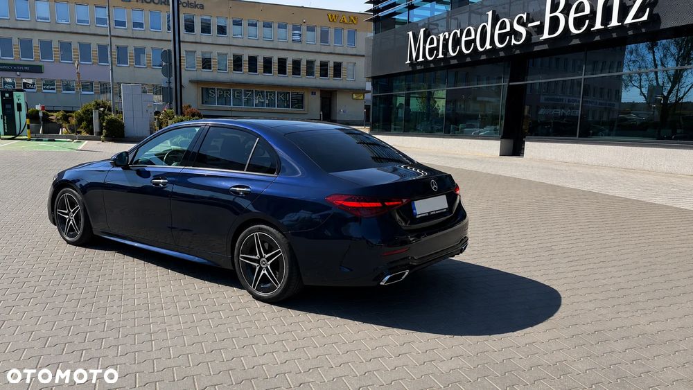 Mercedes-Benz Klasa C 220 d mHEV AMG - 2