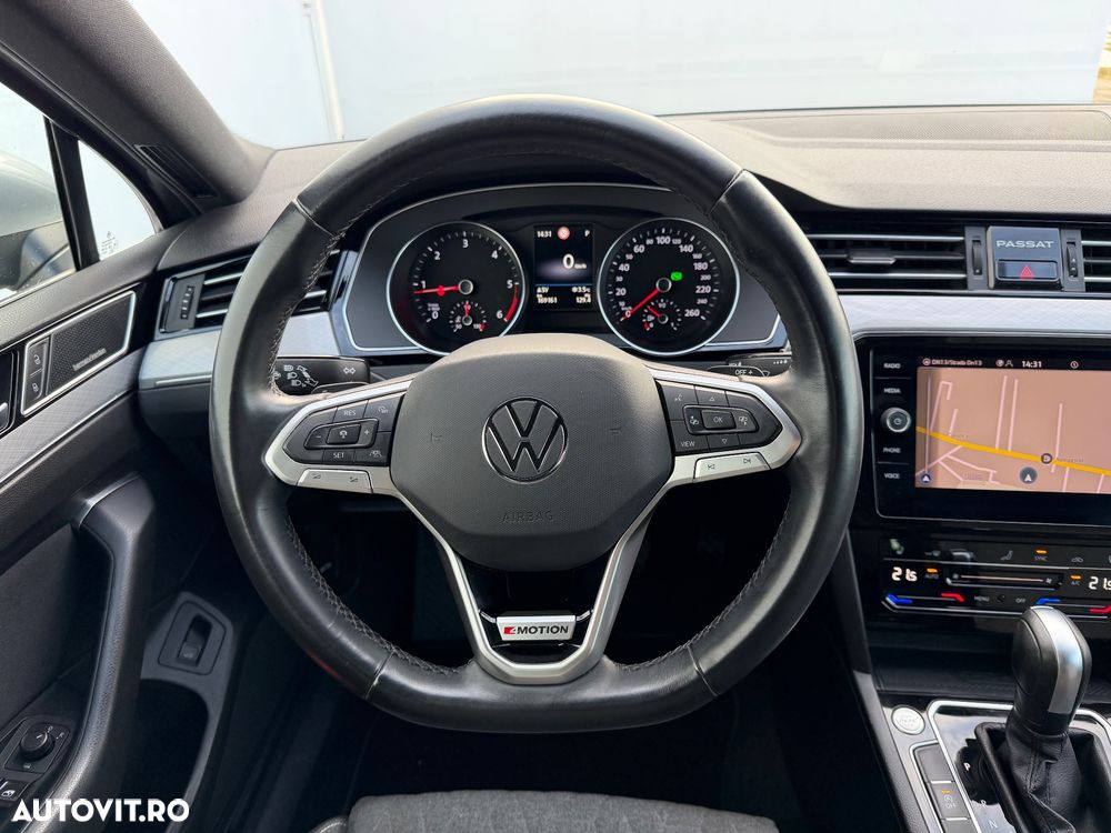 Volkswagen Passat 2.0 TDI SCR DSG 4Motion Elegance - 9