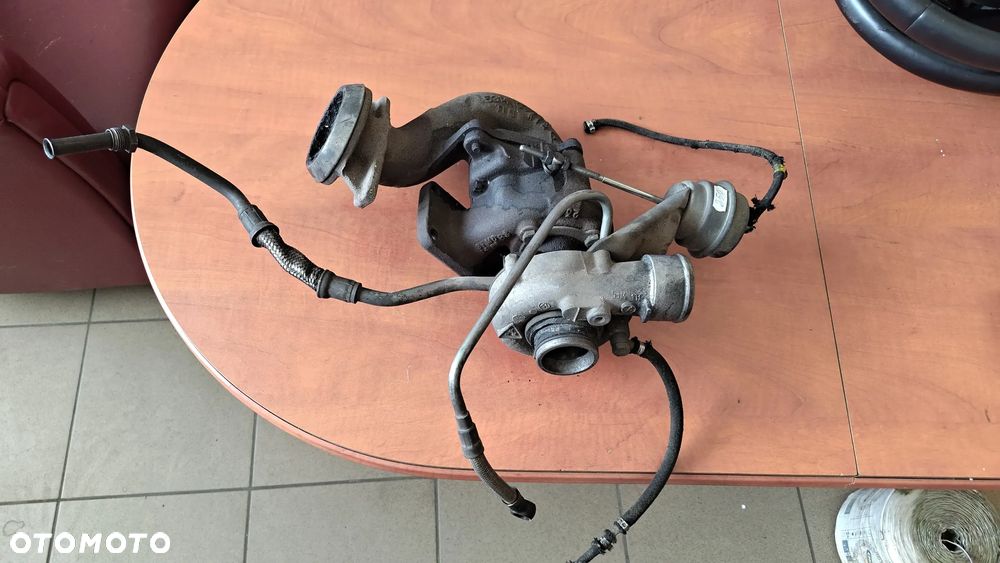 TURBINA TURBOSPRĘŻARKA VW T4 2.5 TDI074145701A - 1